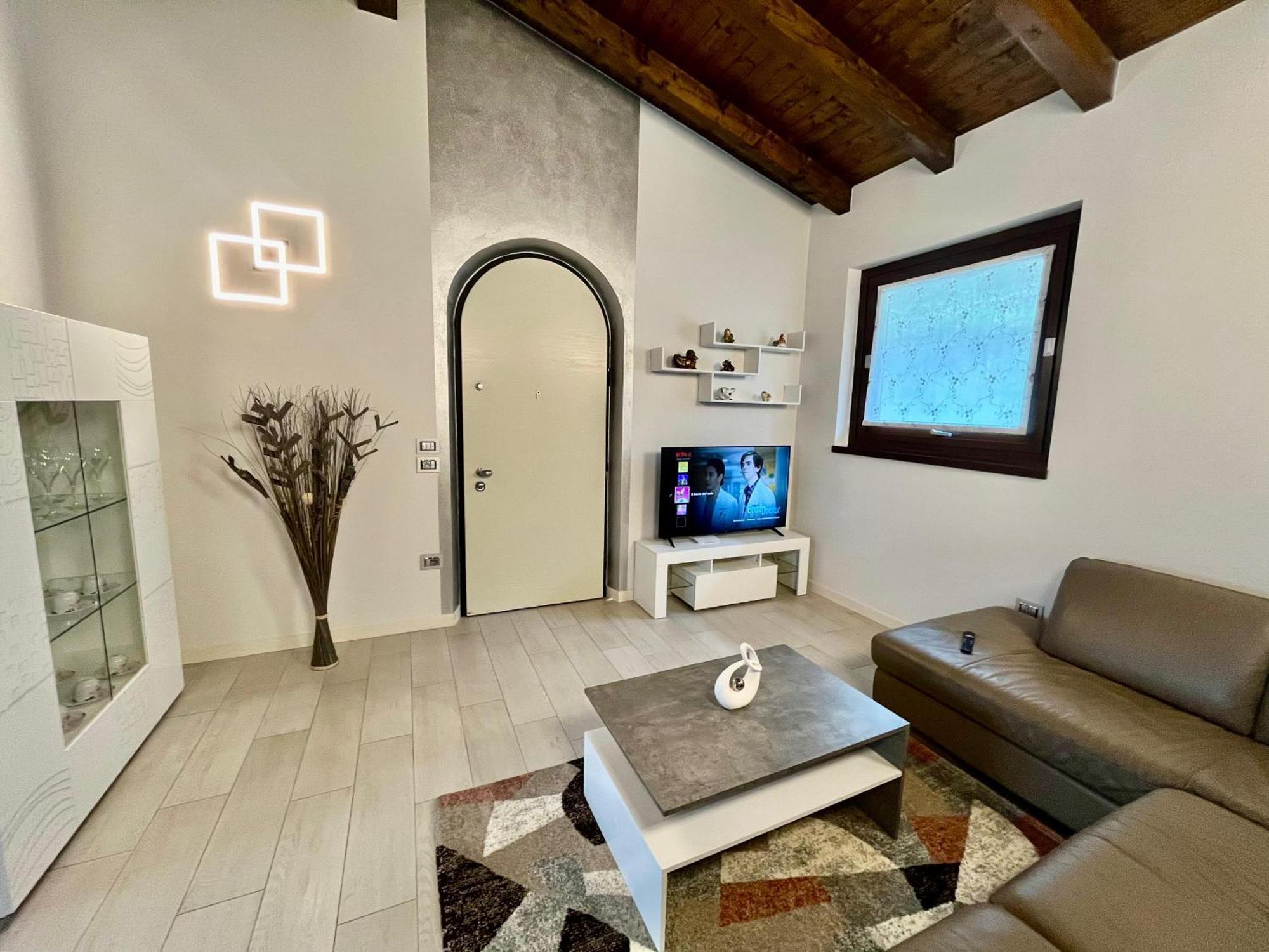 Il Bacio Del Sole Apartment Lovere Exterior photo