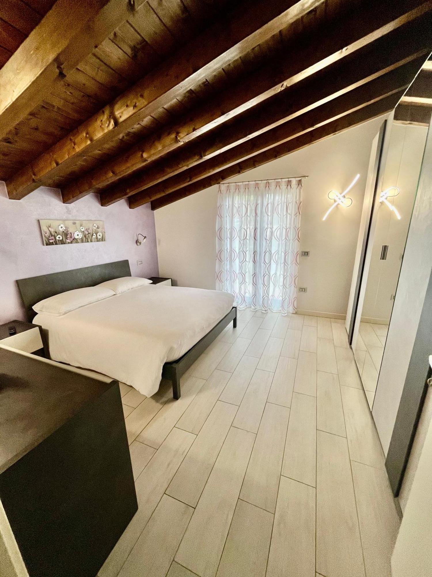Il Bacio Del Sole Apartment Lovere Exterior photo